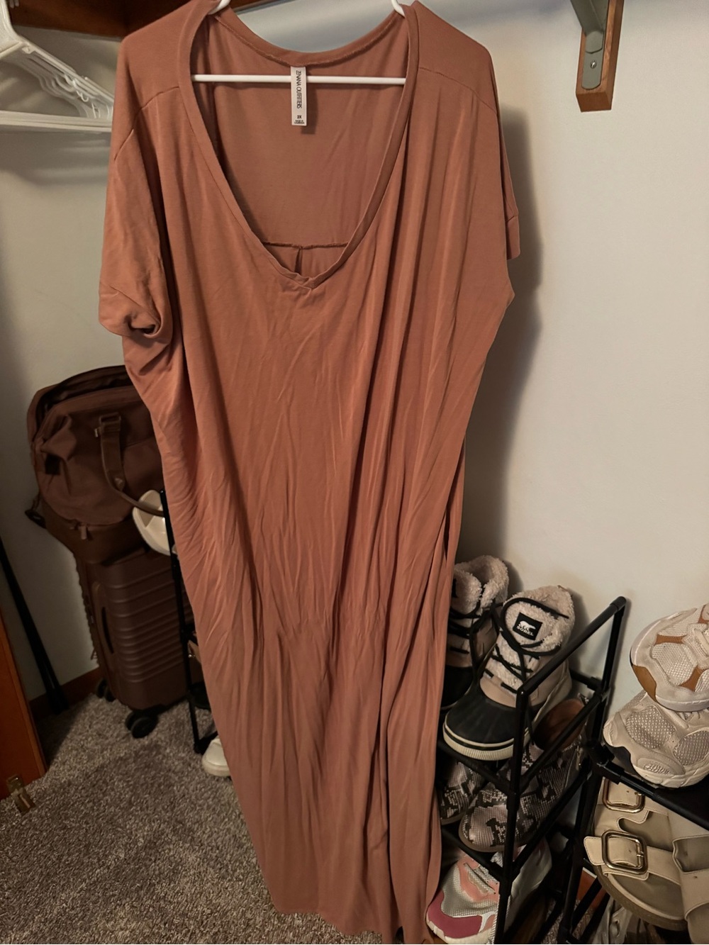 Zenana Outfitters Dusty Rose V-Neck Maxi Dress